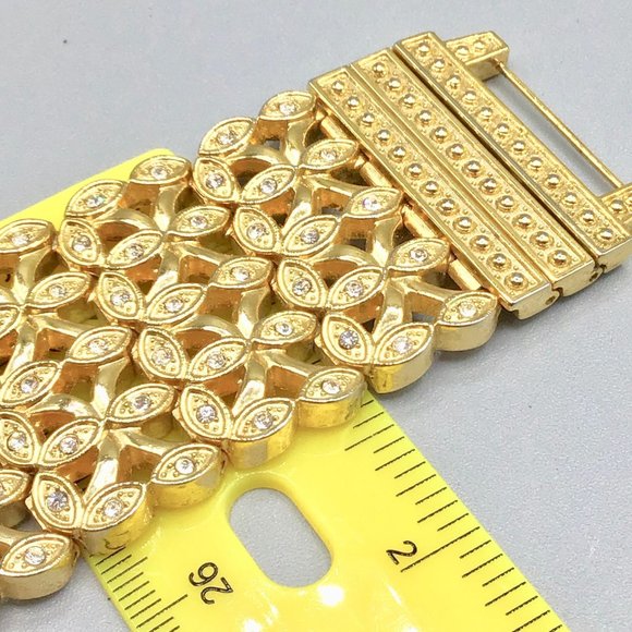 Vintage 90s Xanadu Watch Wide Band Jeweled Gold Tone and Crystals Ladies Watch - Picture 15 of 15